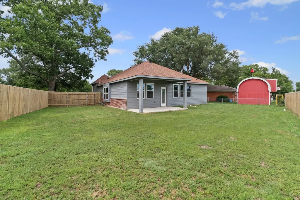 1202 Commerce Drive Greenville TX 75401