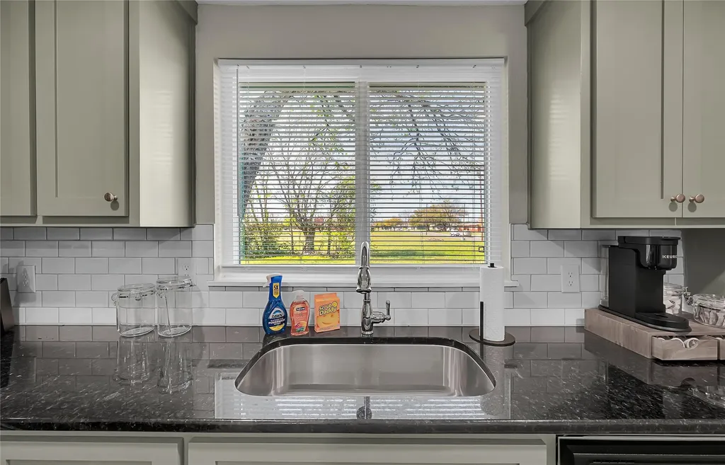 924 Gurley Lane Waco TX 76706