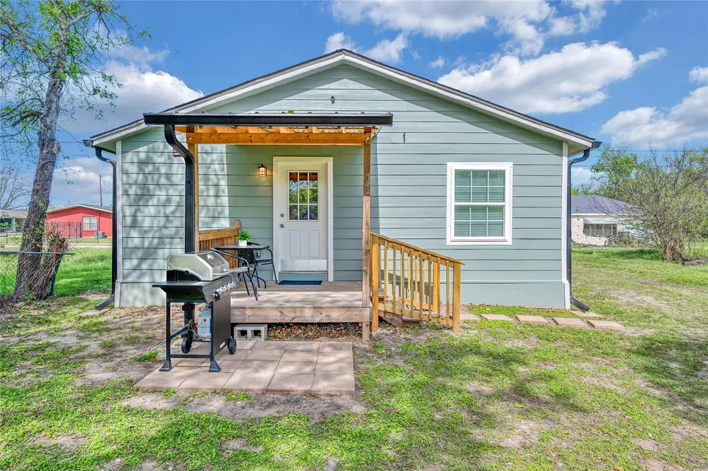924 Gurley Lane Waco TX 76706