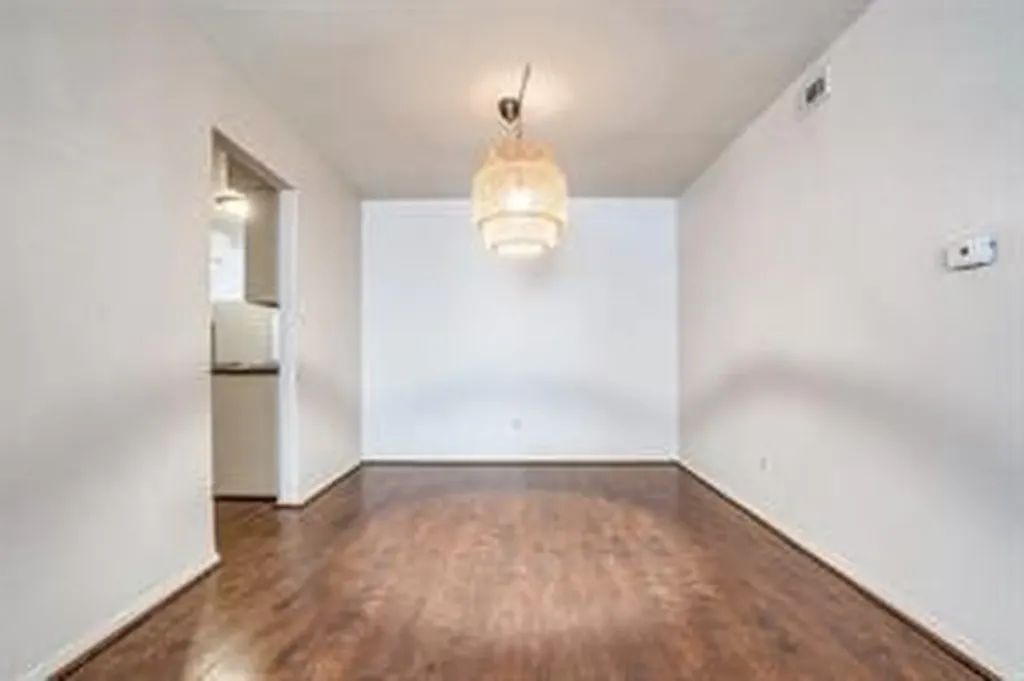 5111 Skillman Street Dallas TX 75206