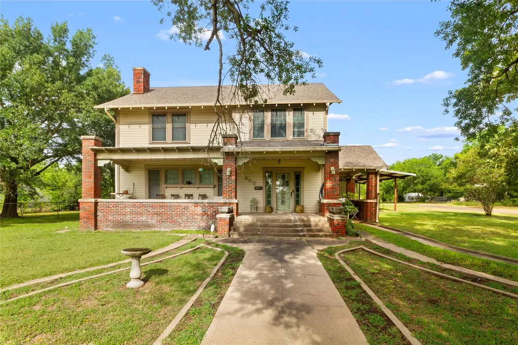 400 S Mckinney Street Mexia TX 76667