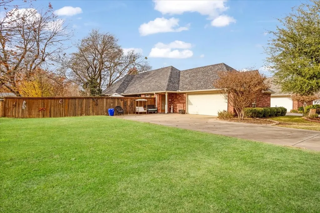 Sherman TX, 2700 Rex Cruse Drive