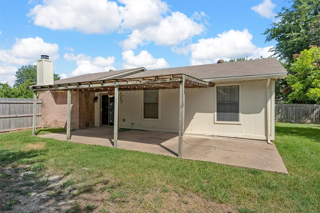 1932 Century Drive Waco TX 76712