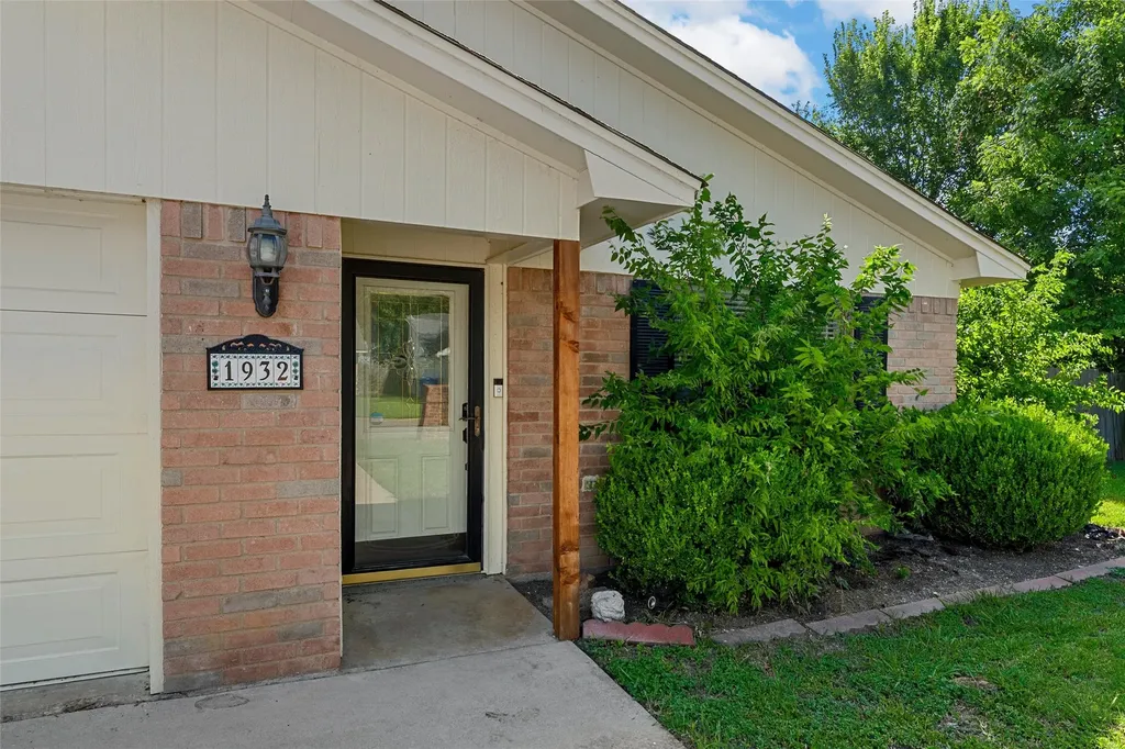 1932 Century Drive Waco TX 76712