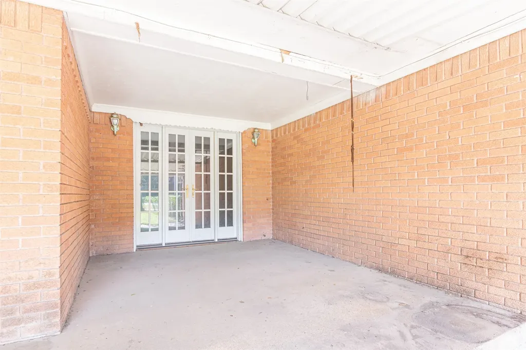 5324 Urban Crest Street Dallas TX 75227