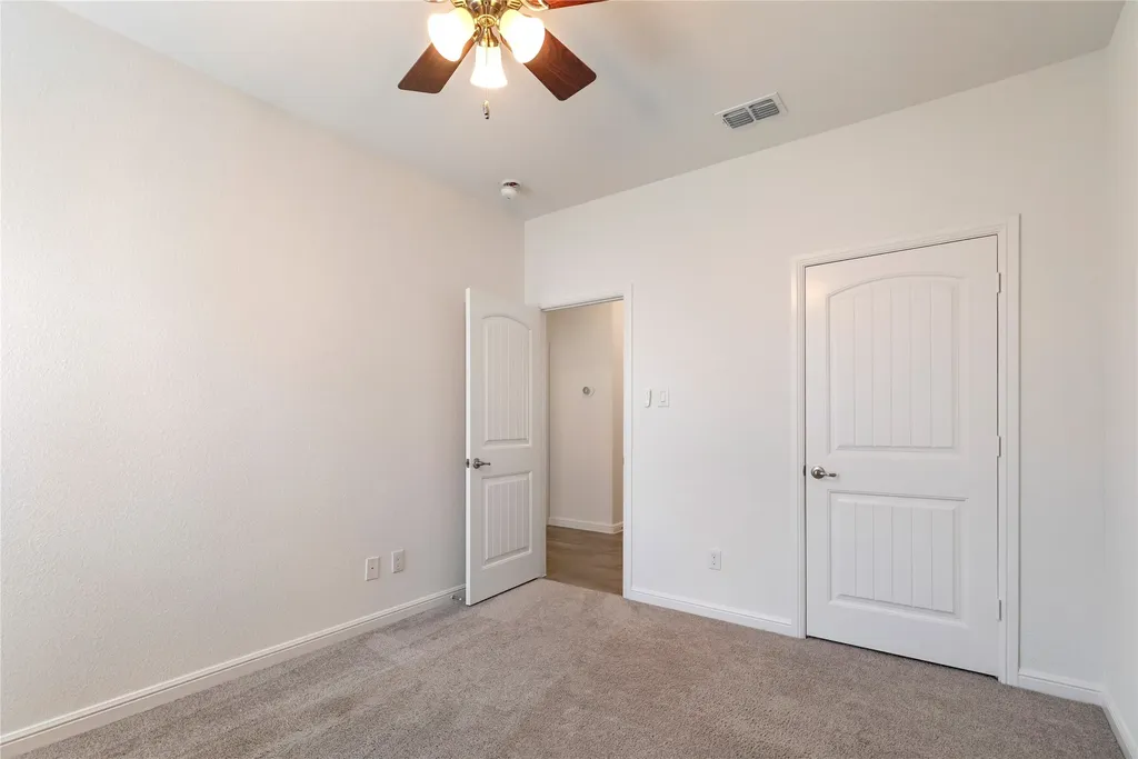 5044 Sugarcane Lane Fort Worth TX 76179