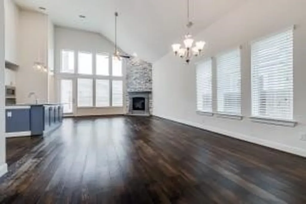 4037 Knighterrant Fort Worth TX 76262
