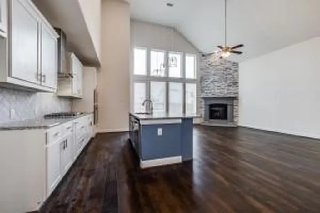 4037 Knighterrant Fort Worth TX 76262