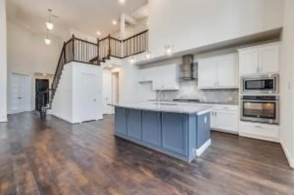 4037 Knighterrant Fort Worth TX 76262