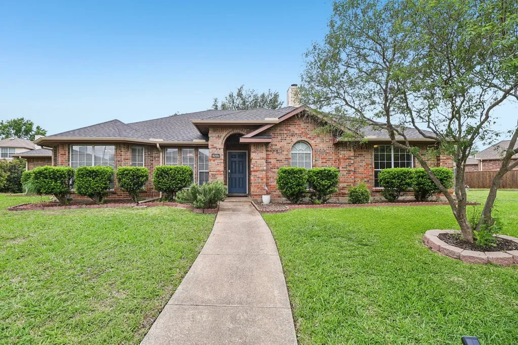 8205 Danbury Court Rowlett TX 75089