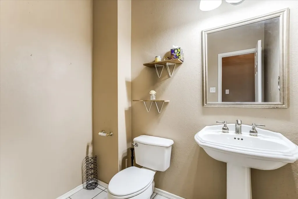 1102 Waterside Court Mesquite TX 75181