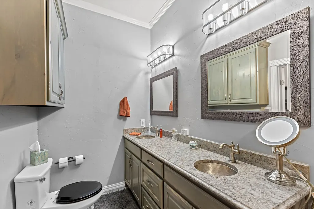 8667 Us-377 Collinsville TX 76233