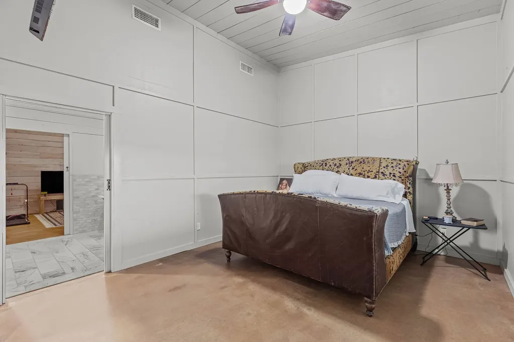 8667 Us-377 Collinsville TX 76233