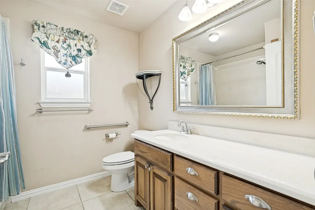 8501 Ormond Court Granbury TX 76049