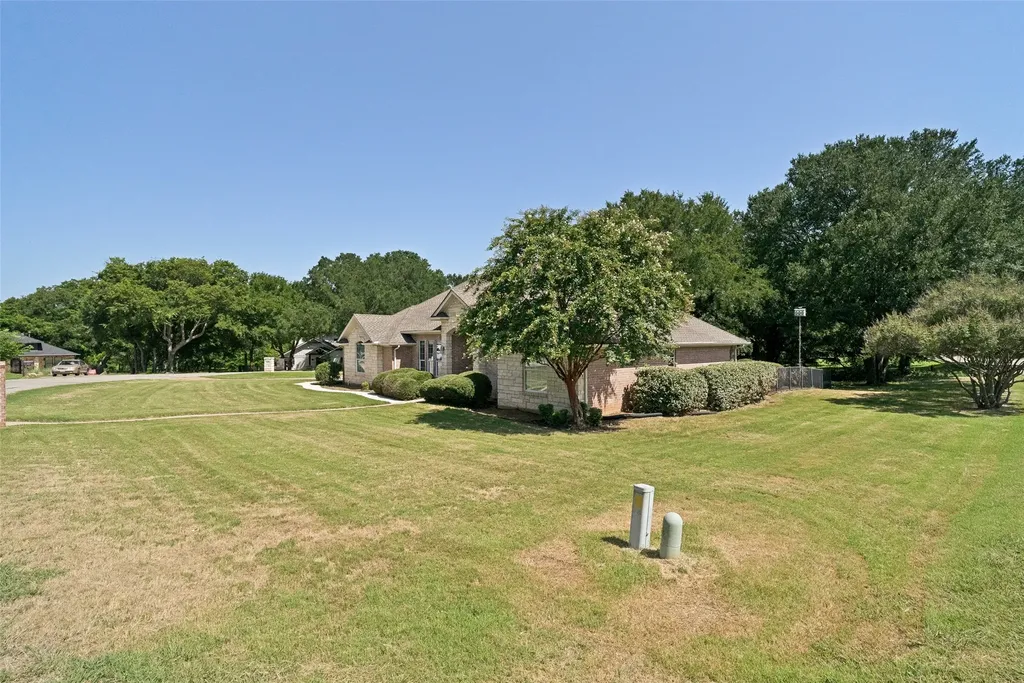 8501 Ormond Court Granbury TX 76049