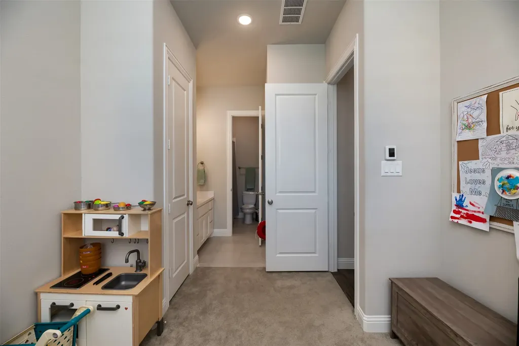 1109 10th Street Argyle TX 76226
