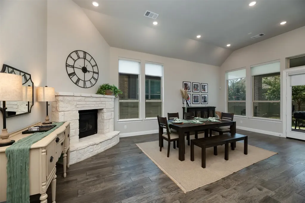 1109 10th Street Argyle TX 76226