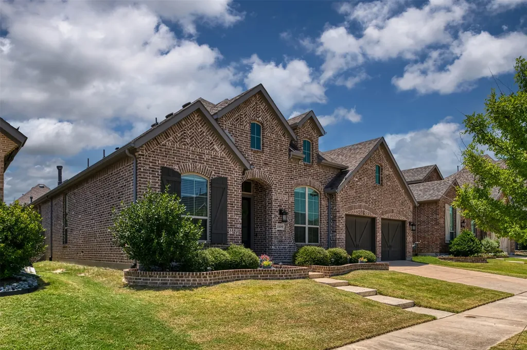 1109 10th Street Argyle TX 76226