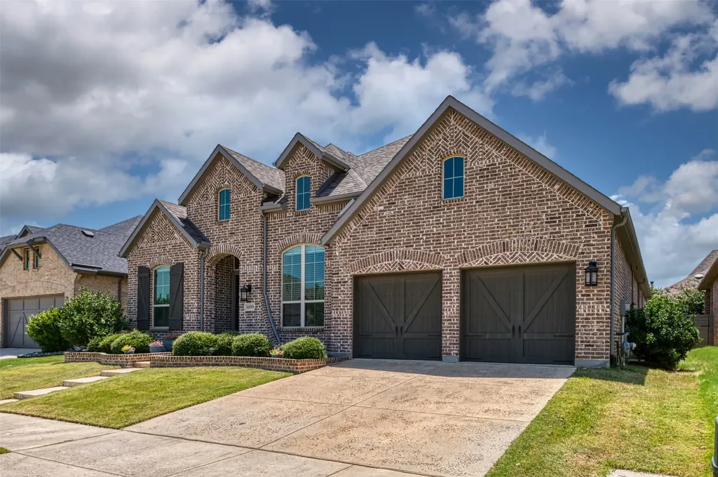 1109 10th Street Argyle TX 76226