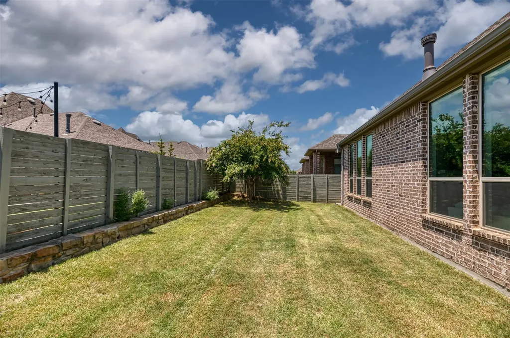 1109 10th Street Argyle TX 76226