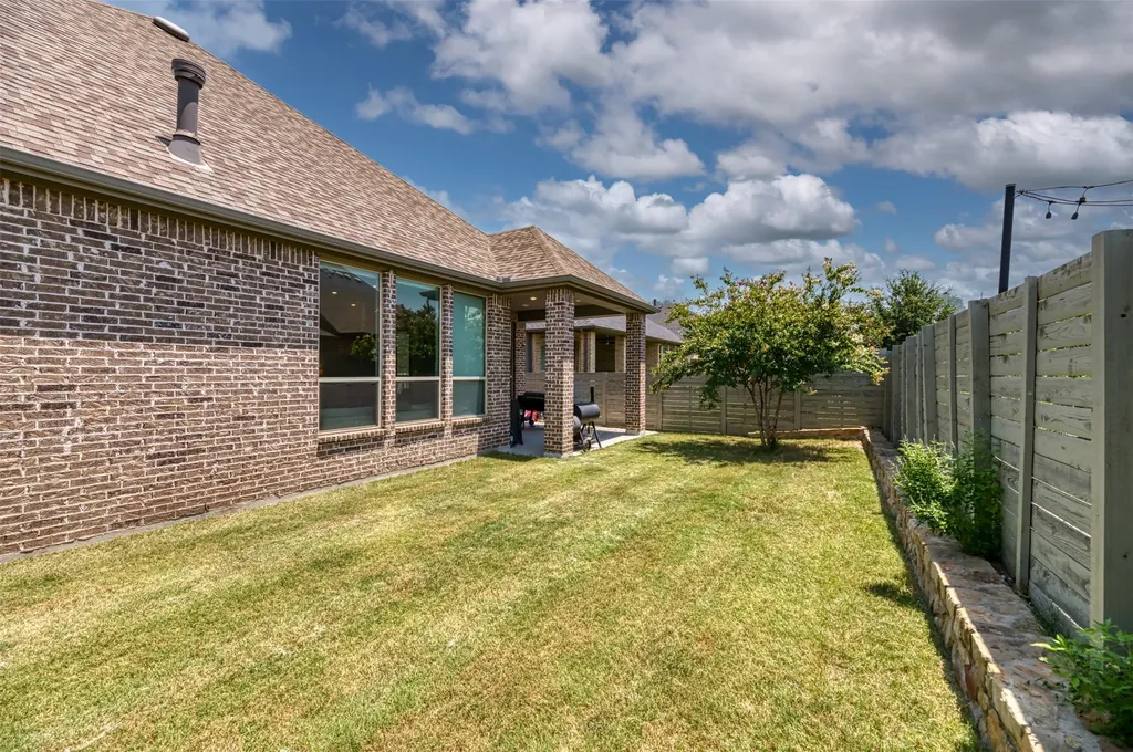 1109 10th Street Argyle TX 76226
