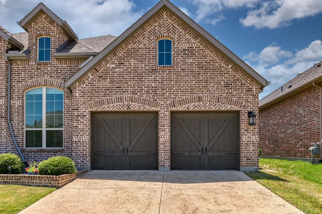 1109 10th Street Argyle TX 76226