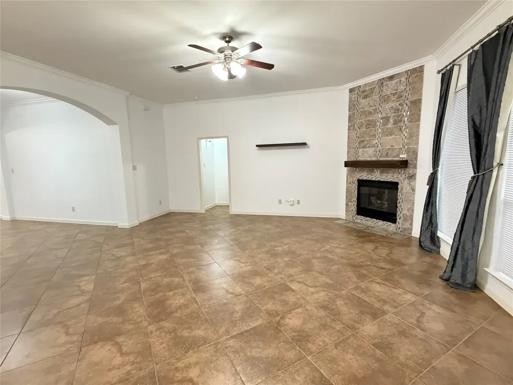 5852 Windy Meadow Lane Grand Prairie TX 75052