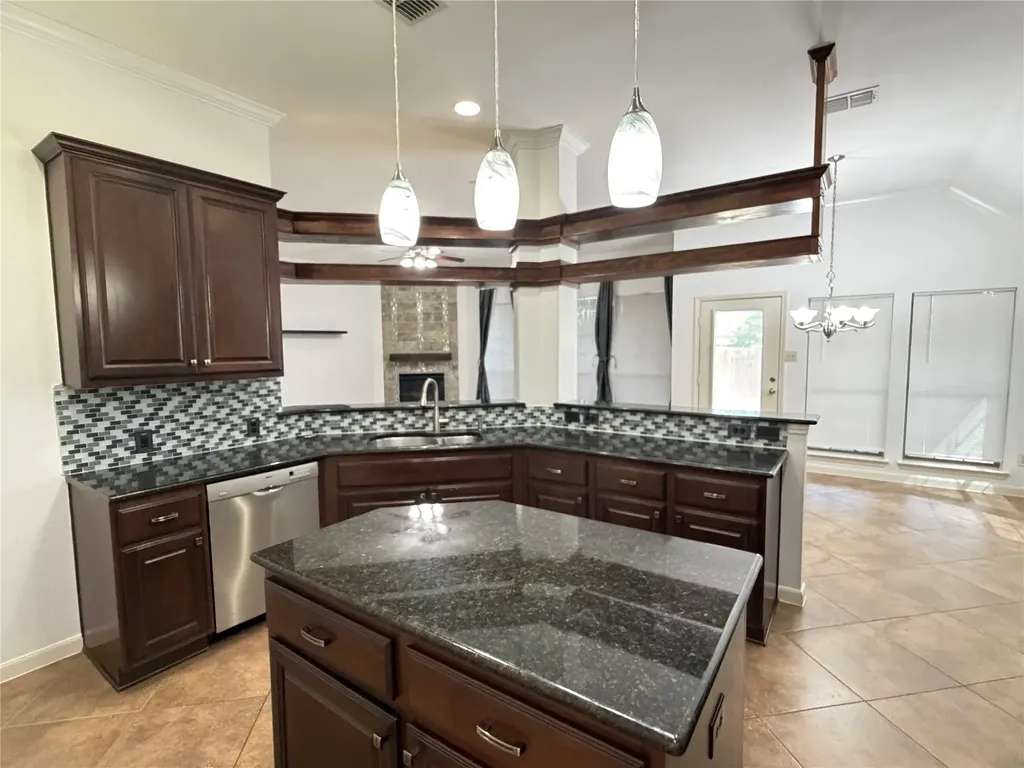 5852 Windy Meadow Lane Grand Prairie TX 75052
