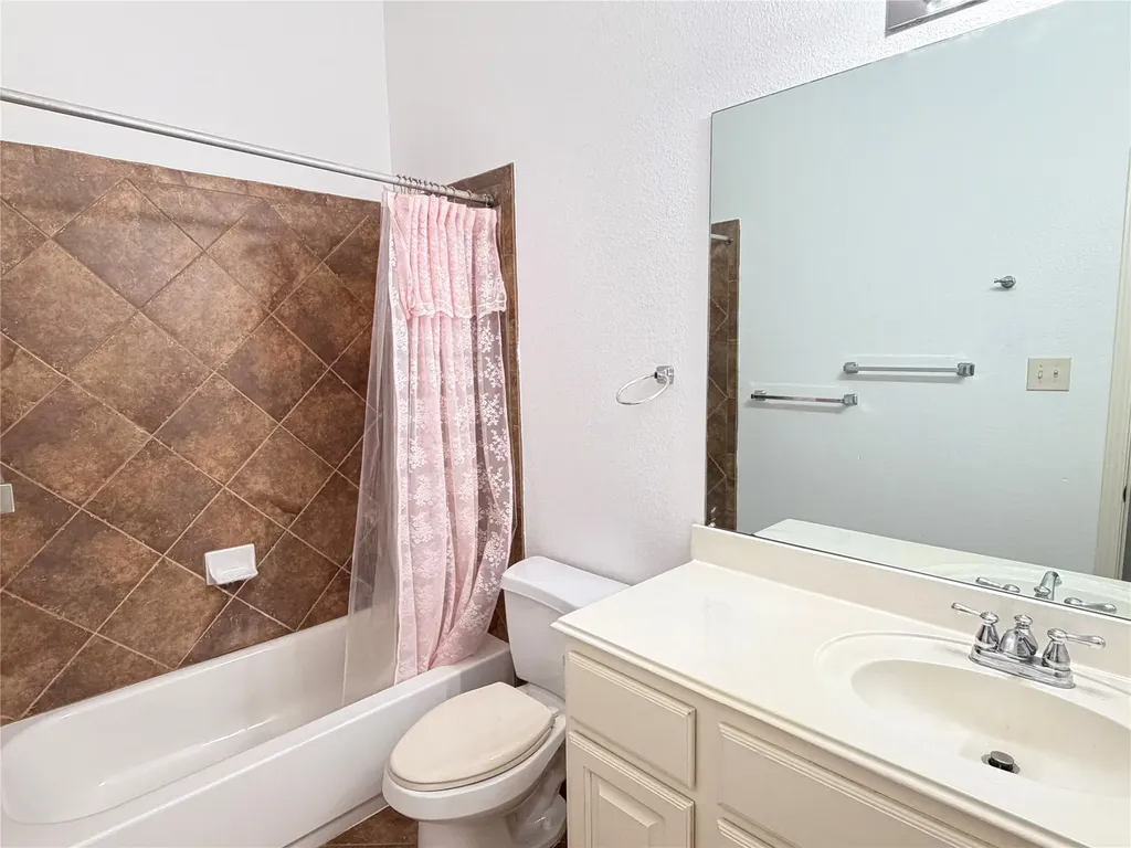5852 Windy Meadow Lane Grand Prairie TX 75052