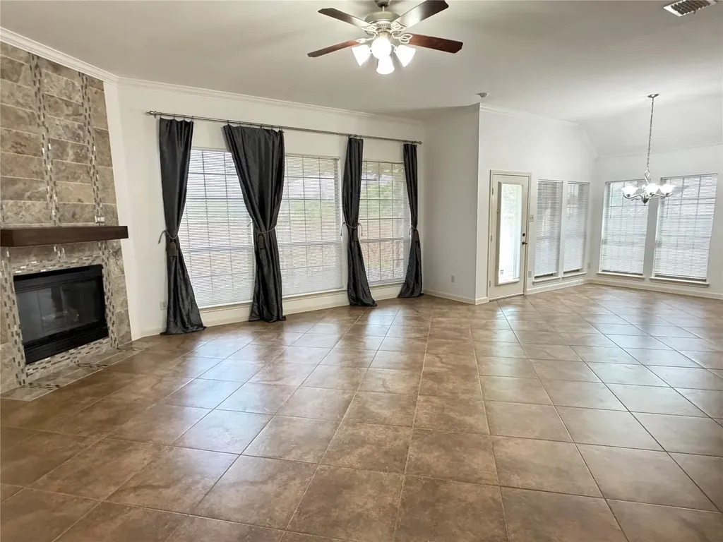 5852 Windy Meadow Lane Grand Prairie TX 75052