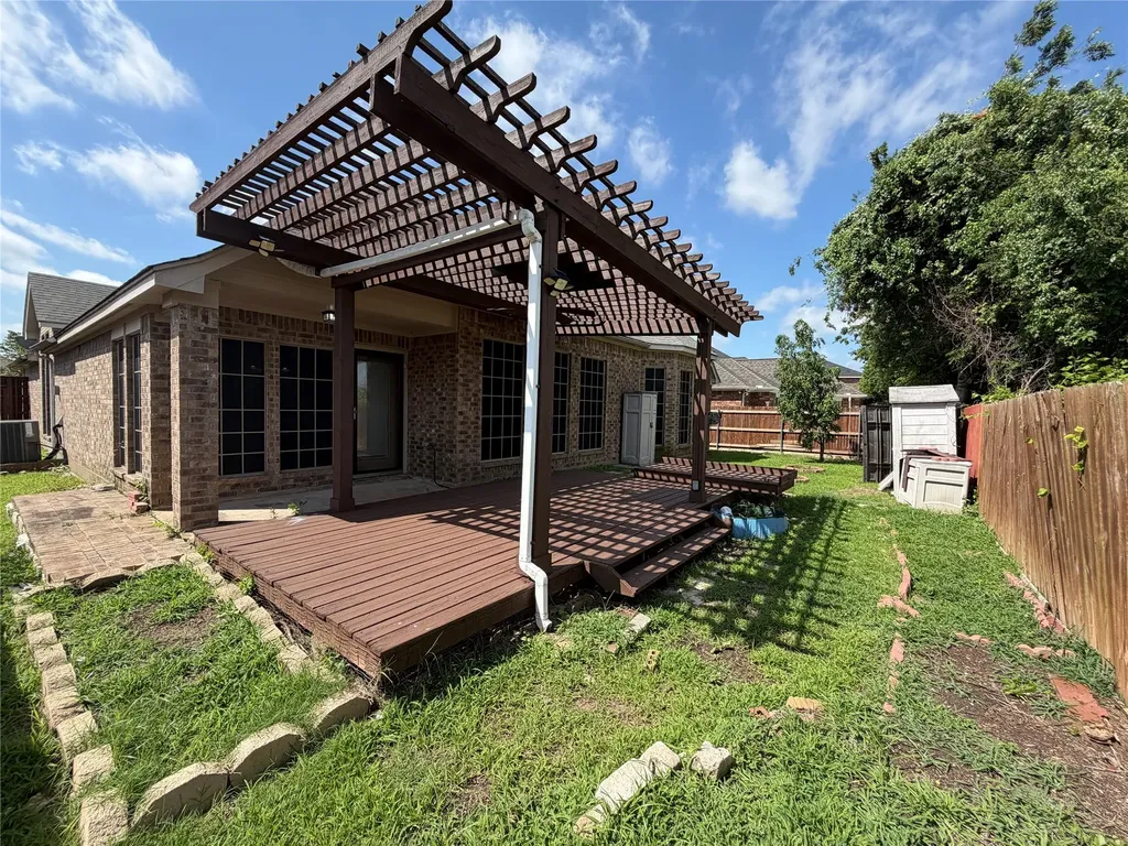 5852 Windy Meadow Lane Grand Prairie TX 75052