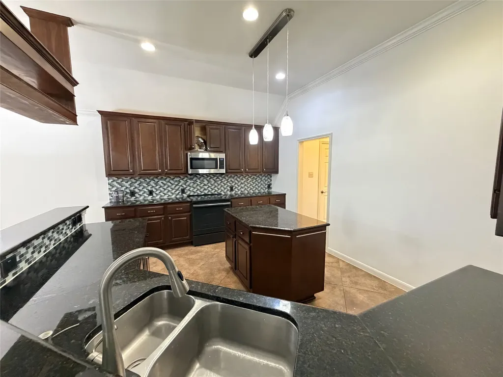 5852 Windy Meadow Lane Grand Prairie TX 75052