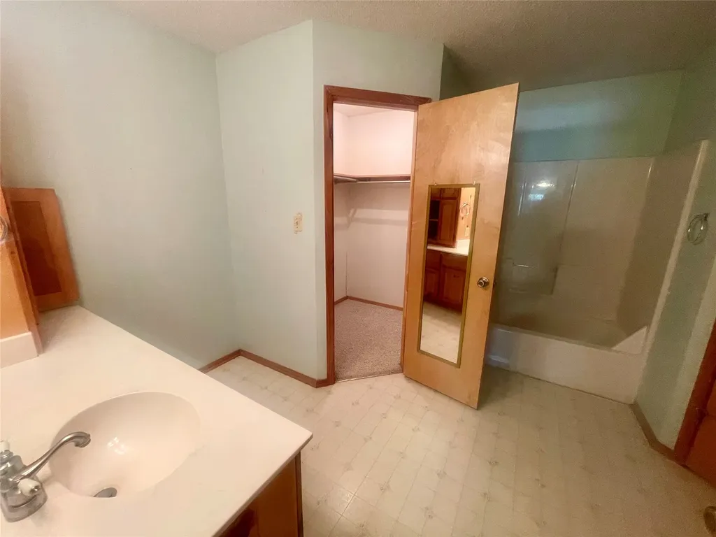 213 County Road 1997 Yantis TX 75497