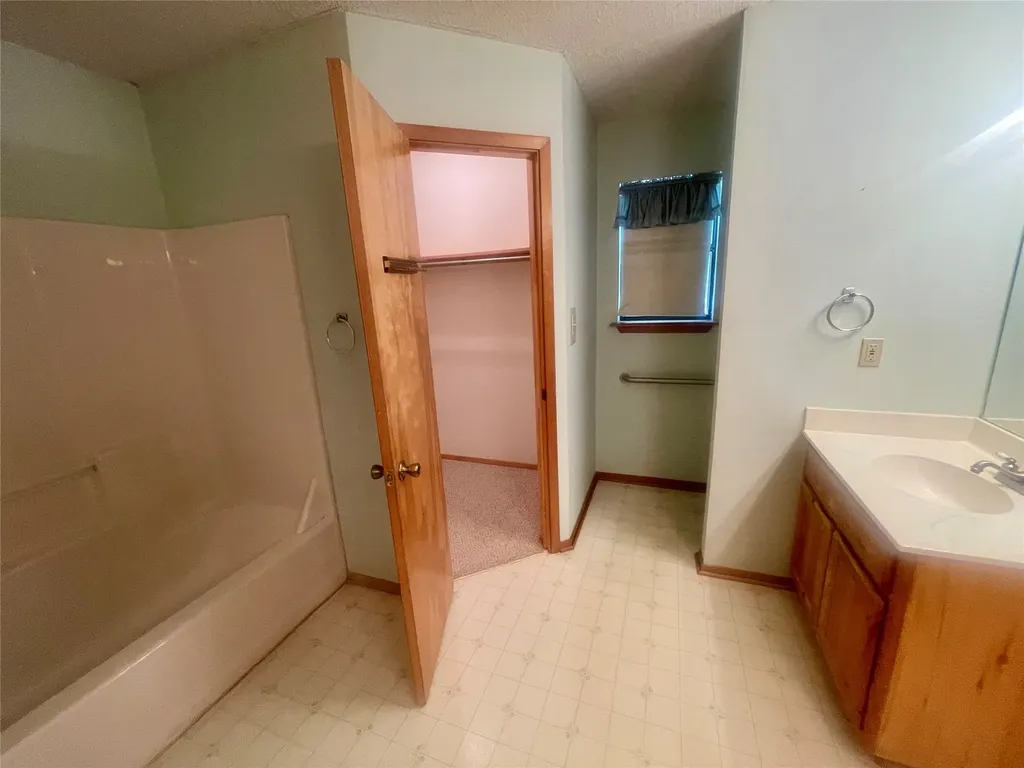 213 County Road 1997 Yantis TX 75497