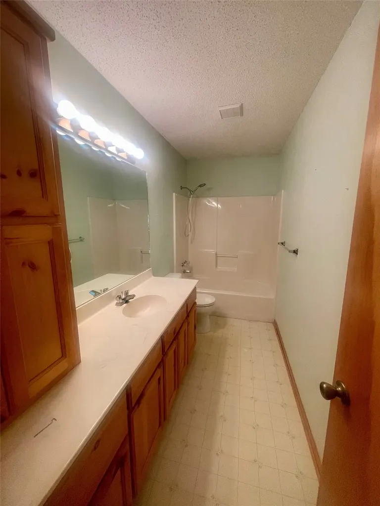 213 County Road 1997 Yantis TX 75497
