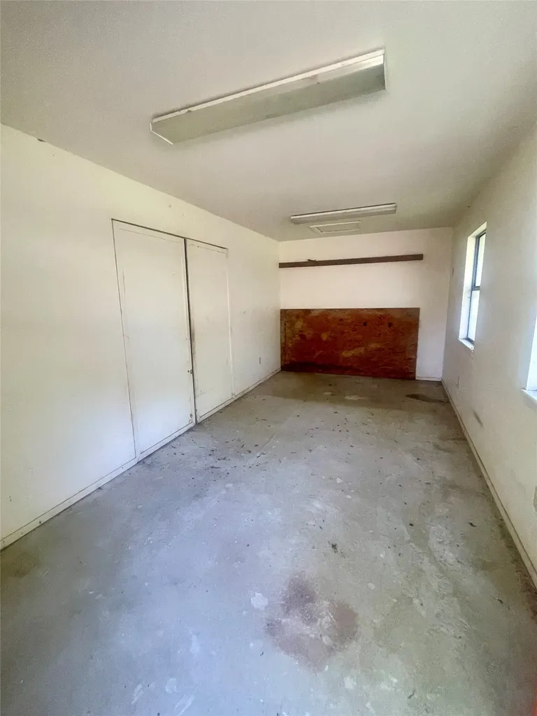 213 County Road 1997 Yantis TX 75497