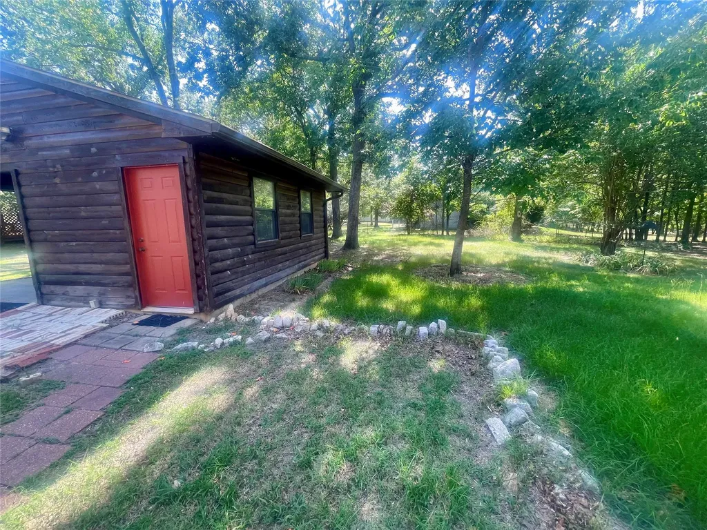 213 County Road 1997 Yantis TX 75497