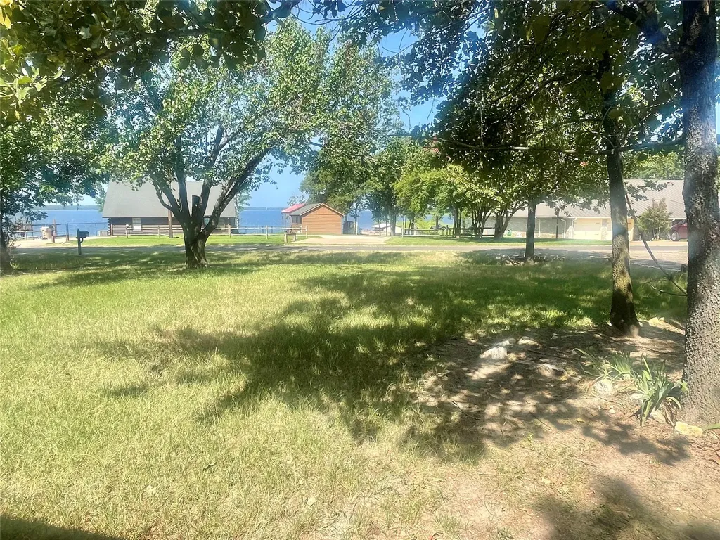 213 County Road 1997 Yantis TX 75497