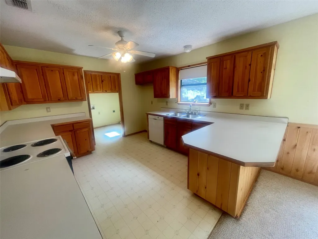 213 County Road 1997 Yantis TX 75497