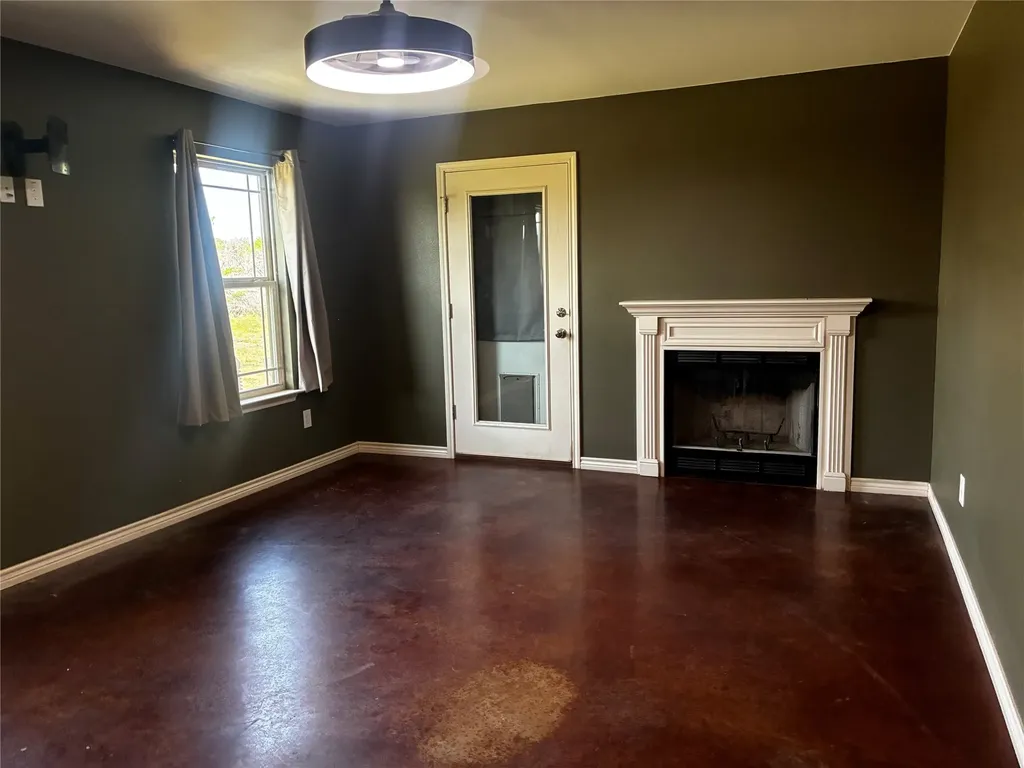 23748 N Us Highway 281 Lampasas TX 76550