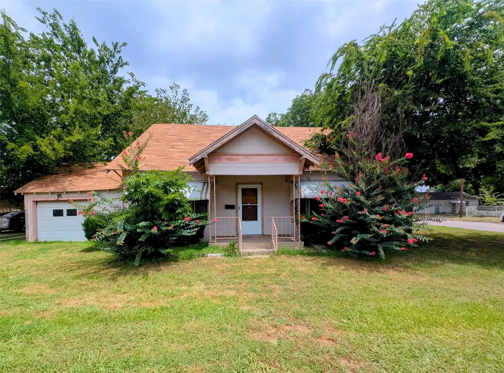 1000 N Morris Street Gainesville TX 76240