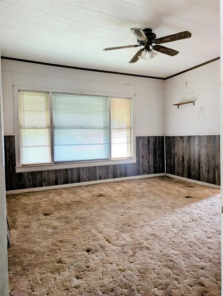 1000 N Morris Street Gainesville TX 76240