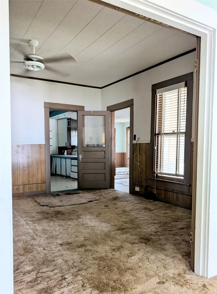 1000 N Morris Street Gainesville TX 76240