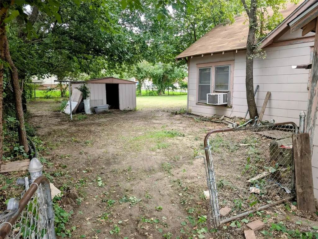 1000 N Morris Street Gainesville TX 76240