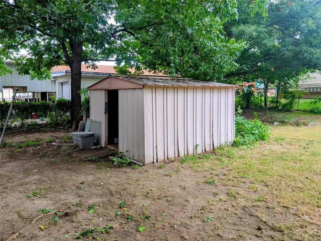 1000 N Morris Street Gainesville TX 76240