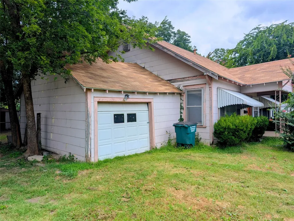 1000 N Morris Street Gainesville TX 76240
