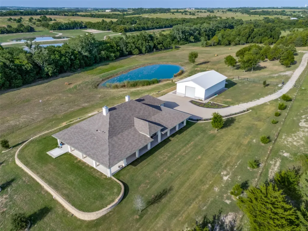16755 County Road 566 Farmersville TX 75442