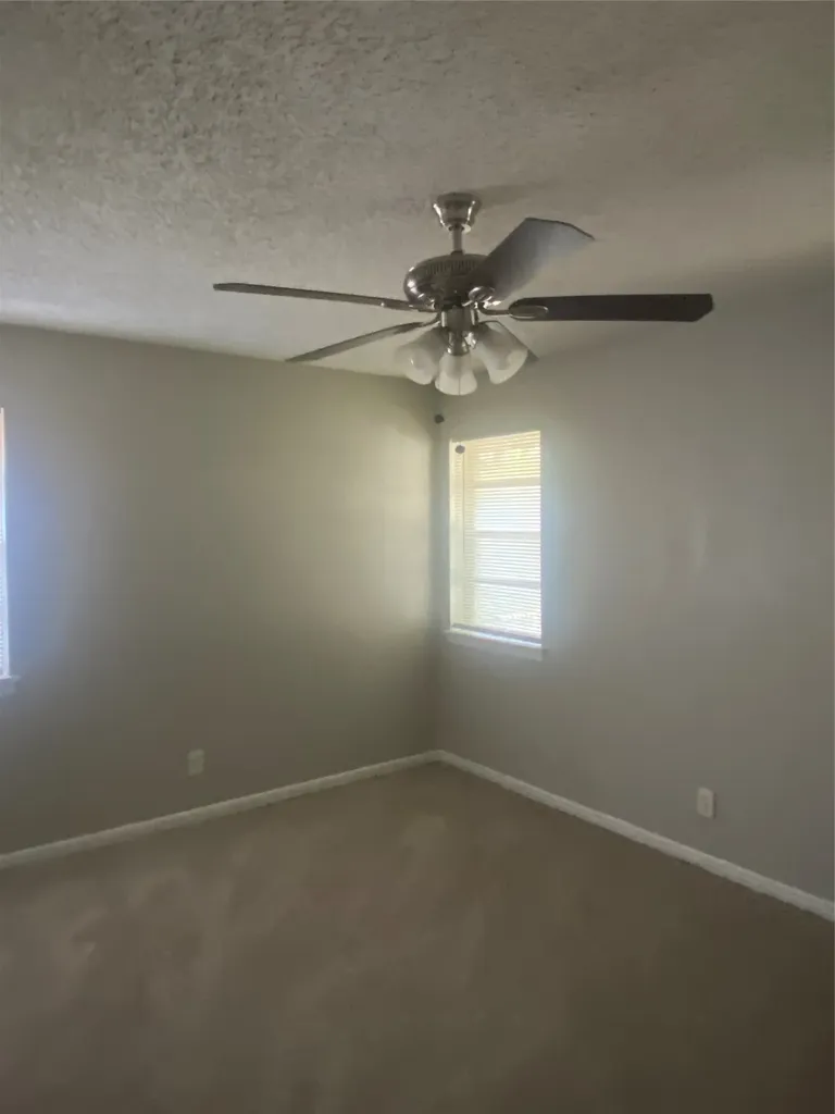 4321 Kolloch Drive Dallas TX 75216