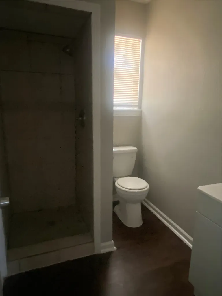 4321 Kolloch Drive Dallas TX 75216