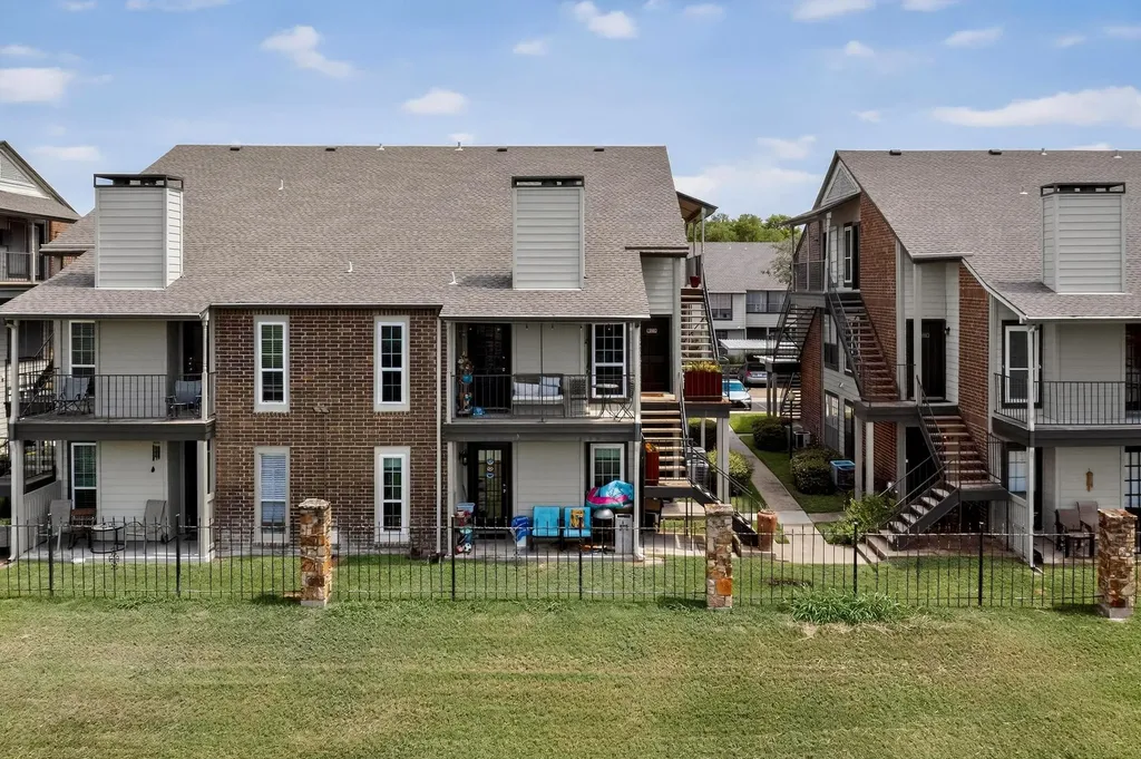 5981 Arapaho Road Dallas TX 75248